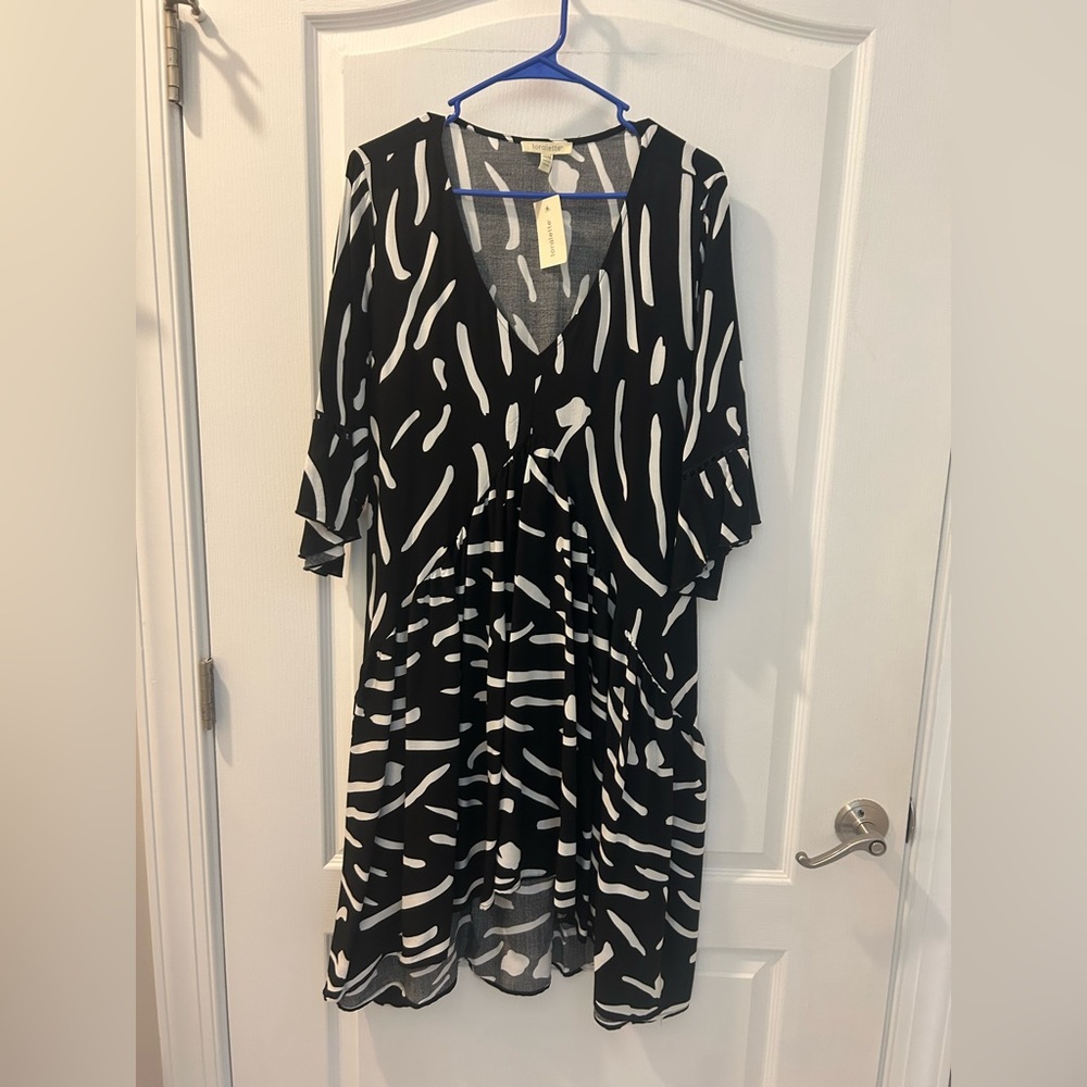 Black and white brand new Dress